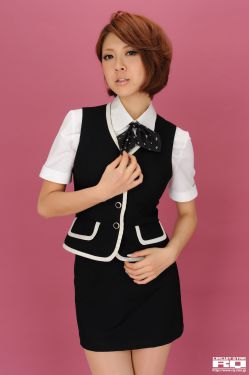 一层一层剥掉女生的衣服的游戏